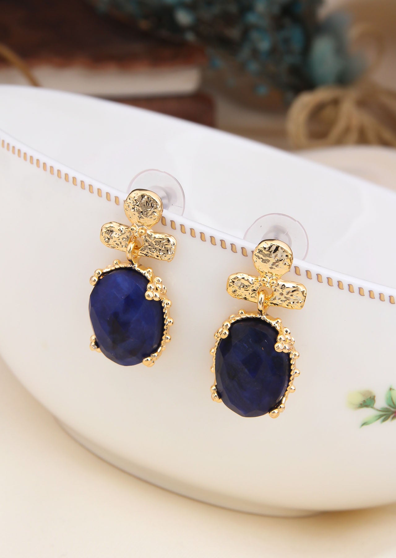 Saphire Earring