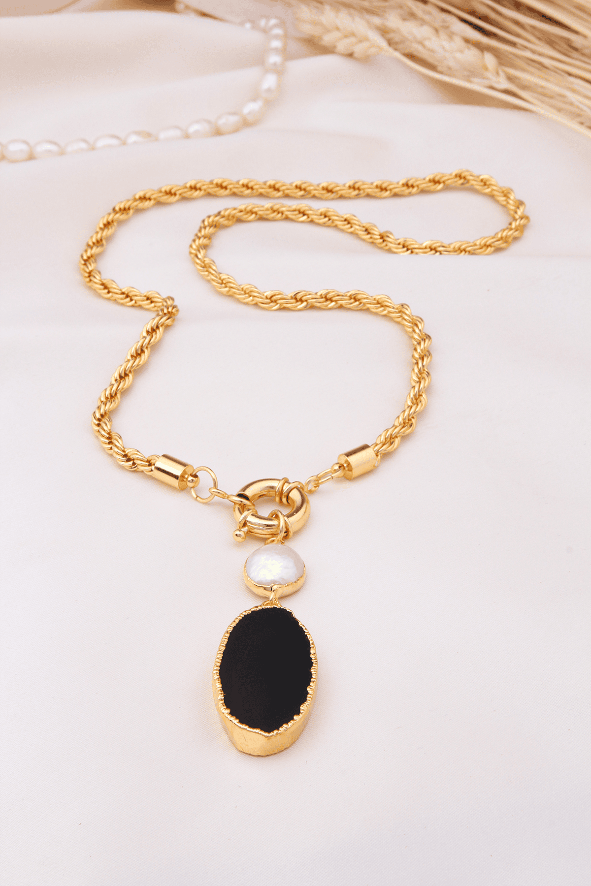 Agate & Pearl Necklace