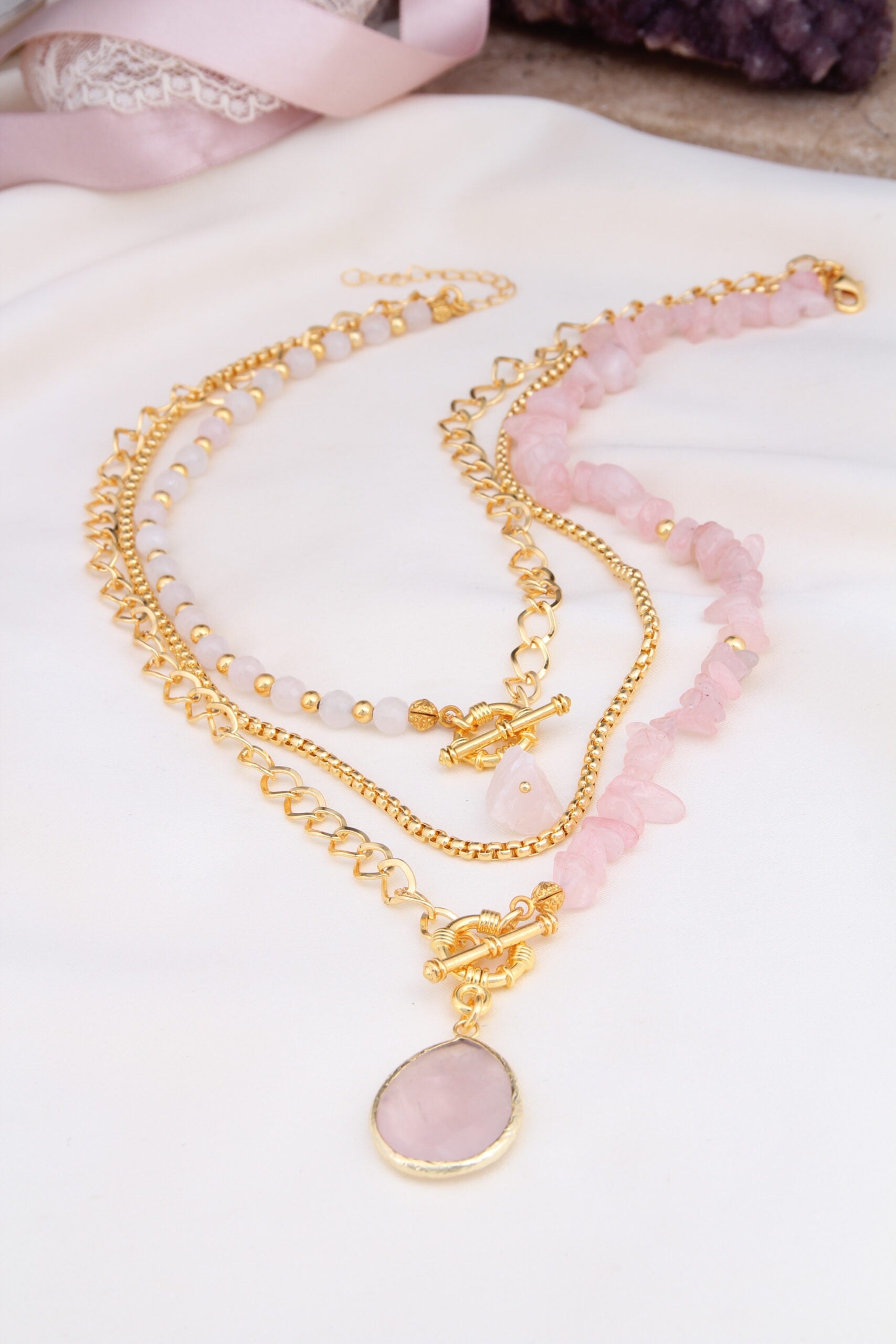 Pink Quartz Collier