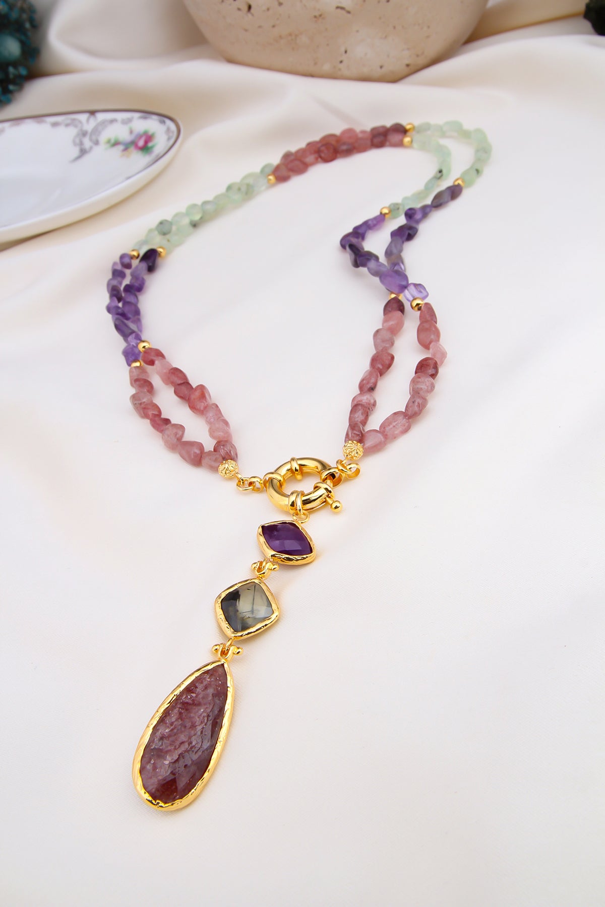 Amathyst & Prehnite & Strawbery Stone Collier