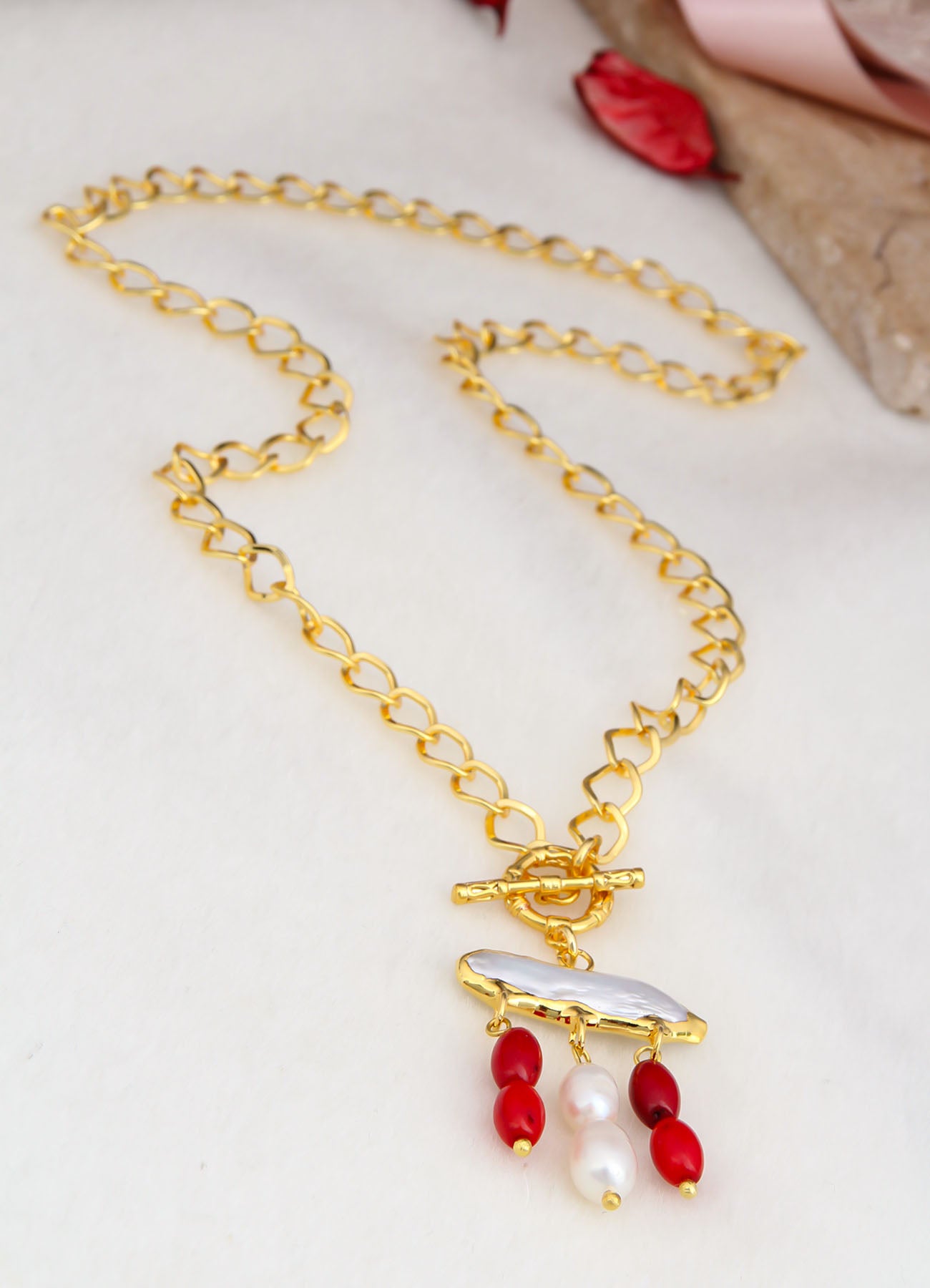 Coral & Pearl Collier