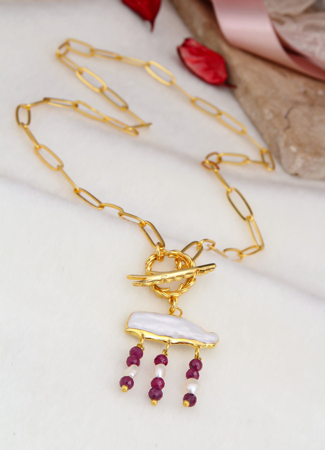 Ruby & Pearl Collier