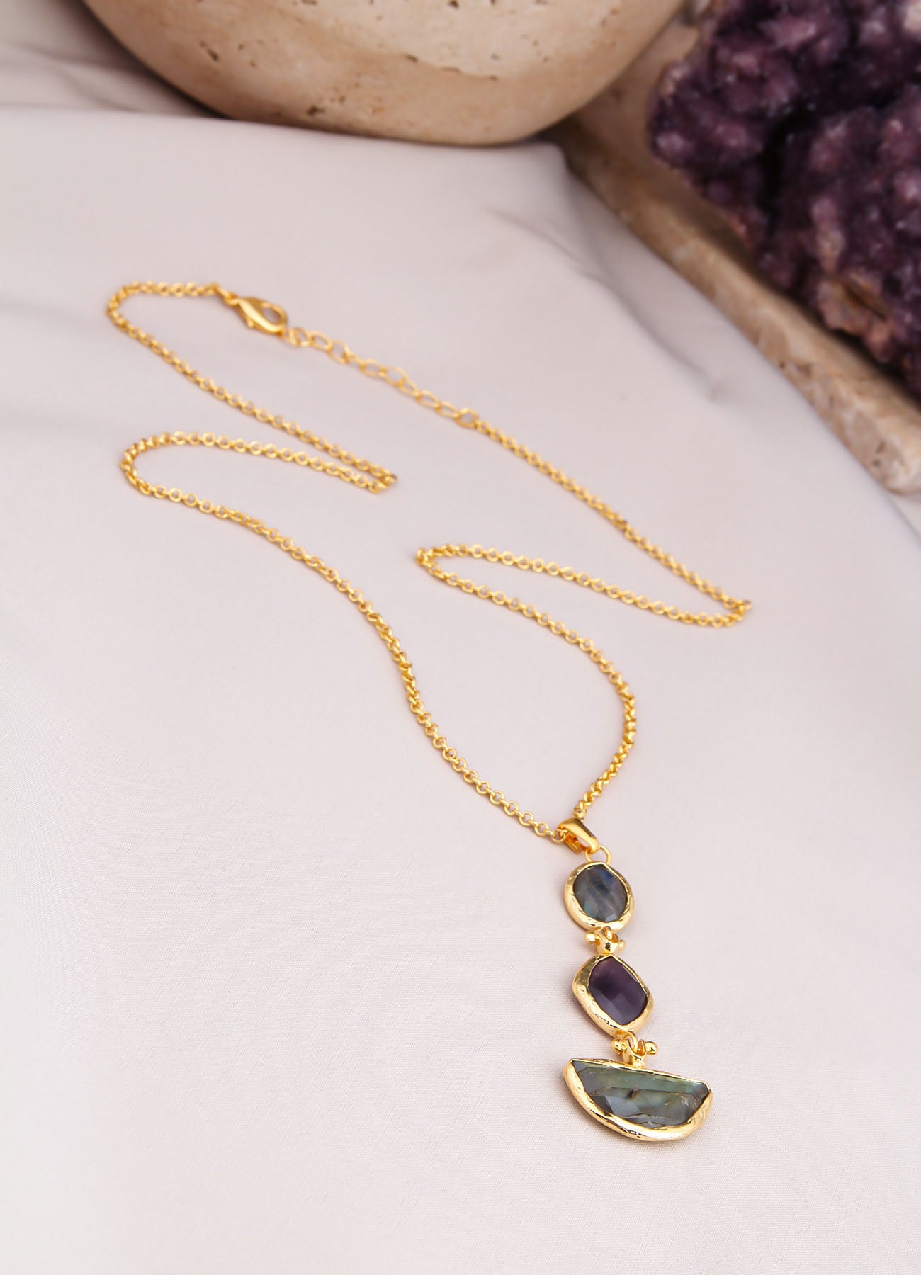 Amethyst & Labradorite Collier