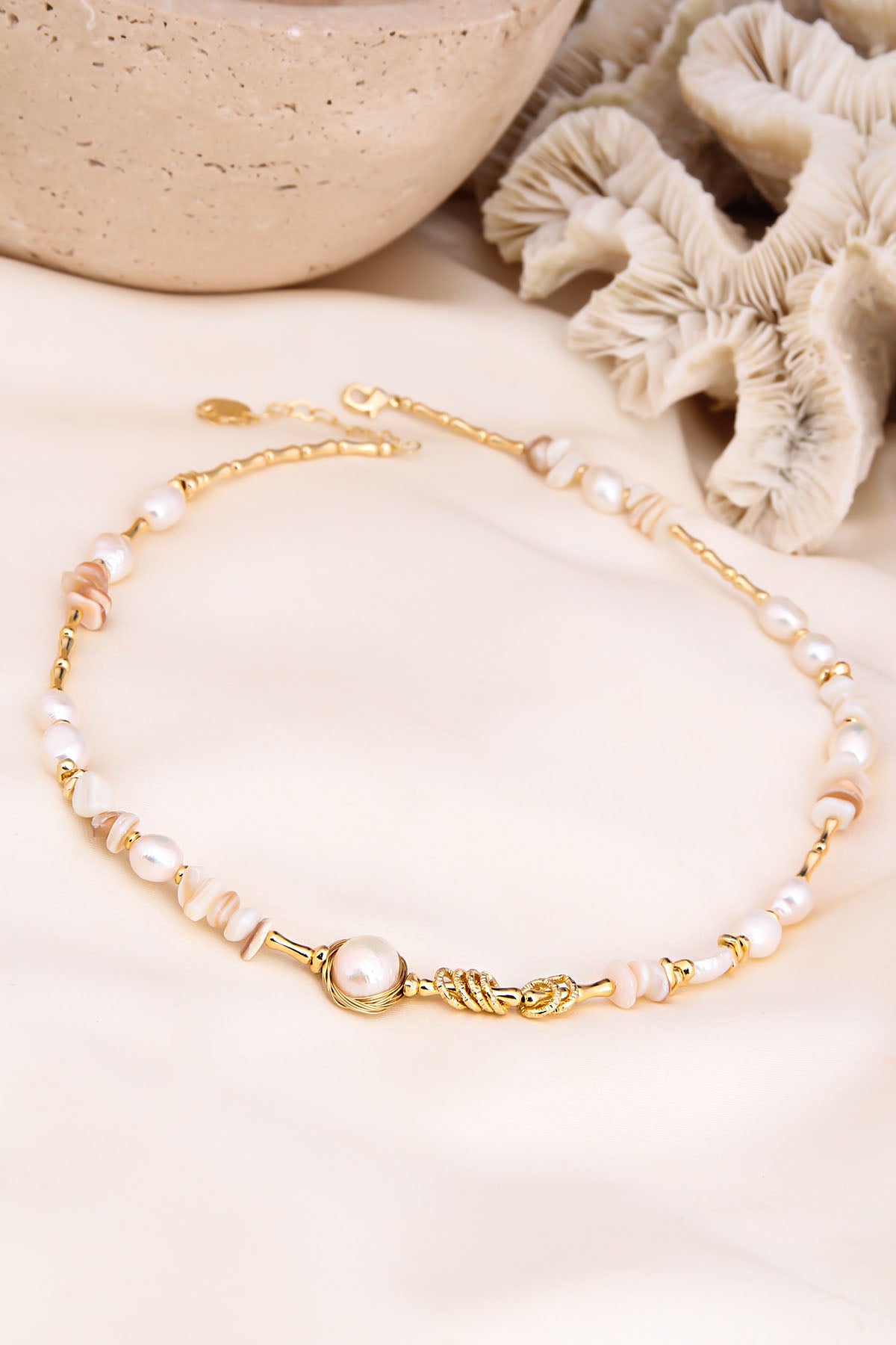 Pearl & Nacre Necklace