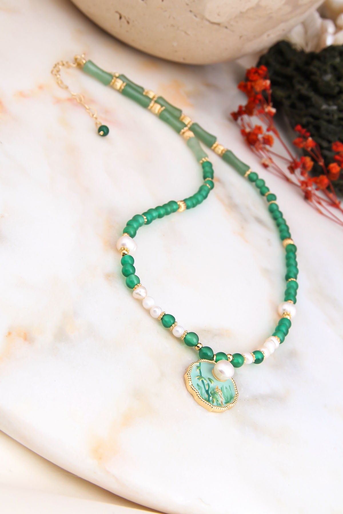 Agate & Pearl Necklace
