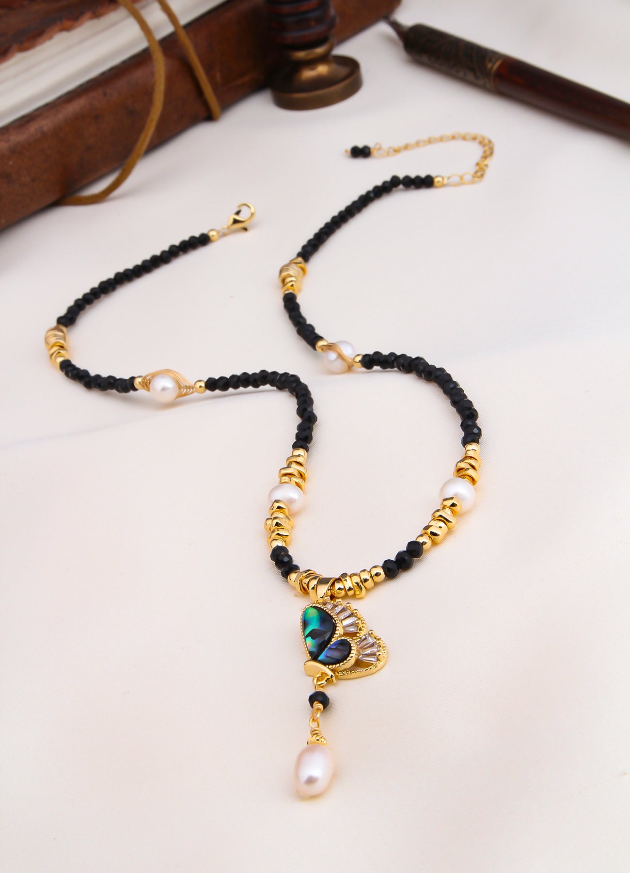 Crystal & Pearl Necklace