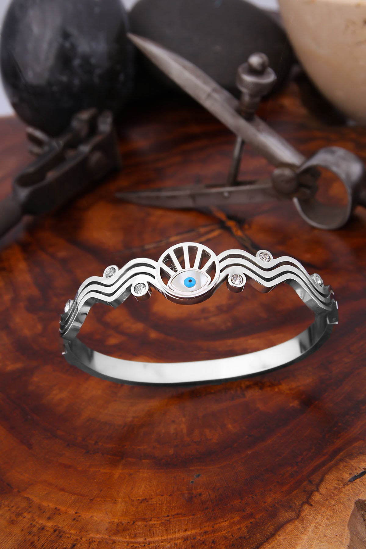 Nacre & Zircon Bracelet