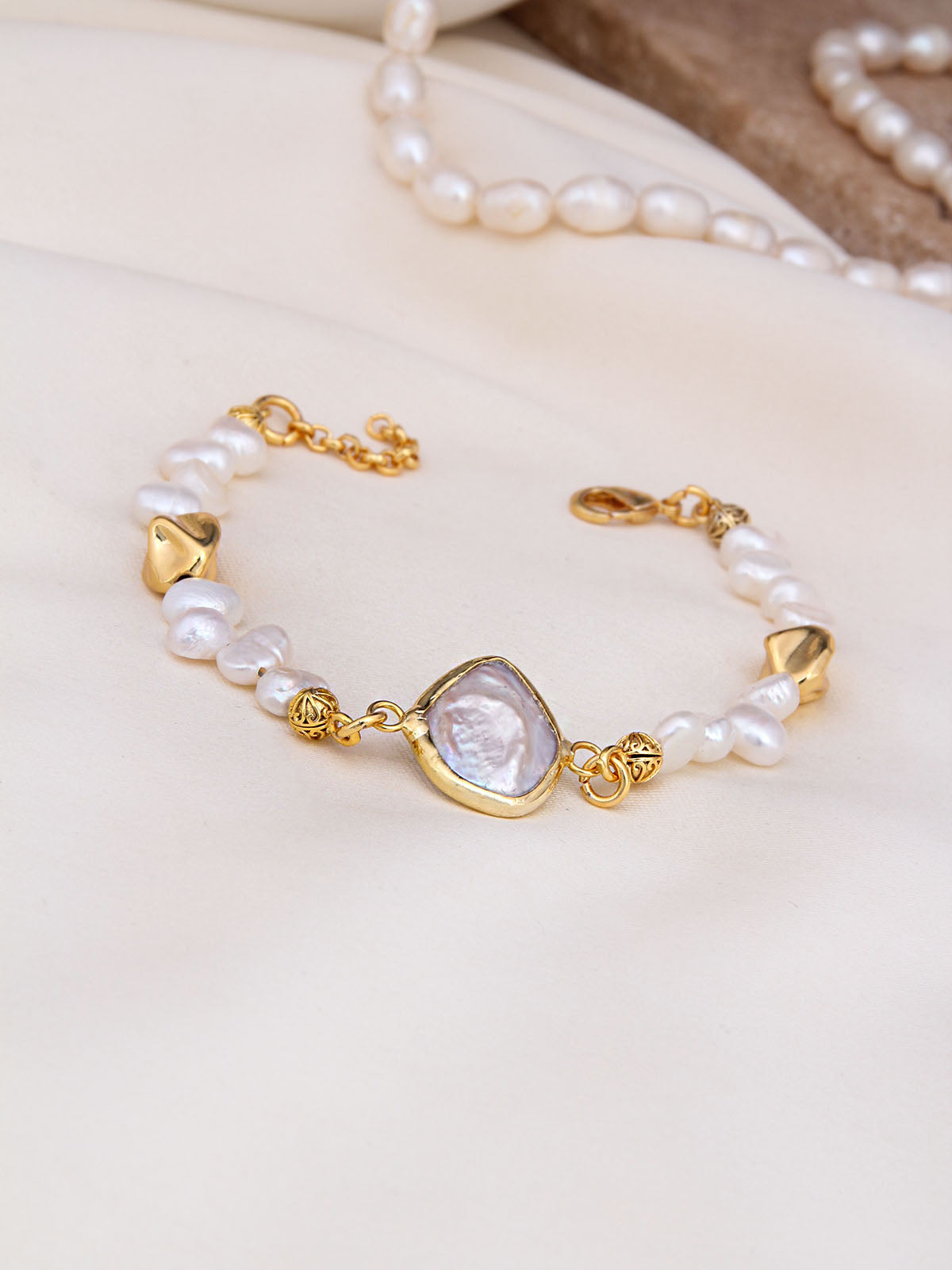 Pearl Bracelet
