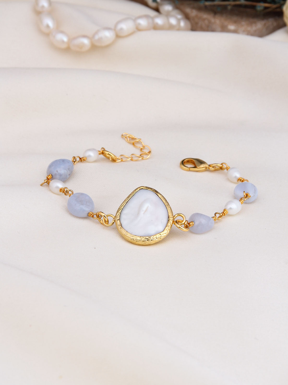 Aquamarine & Pearl Bracelet
