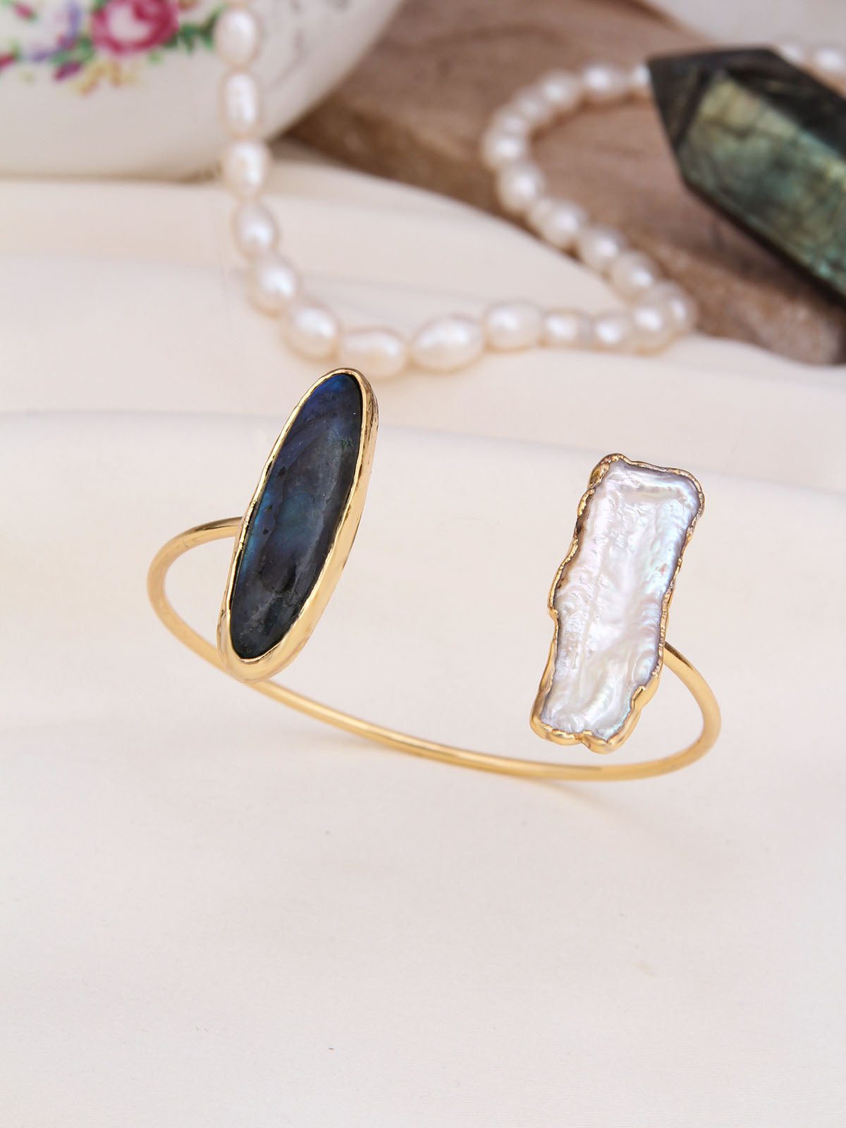 Labradorite &amp; Pearl Bracelet