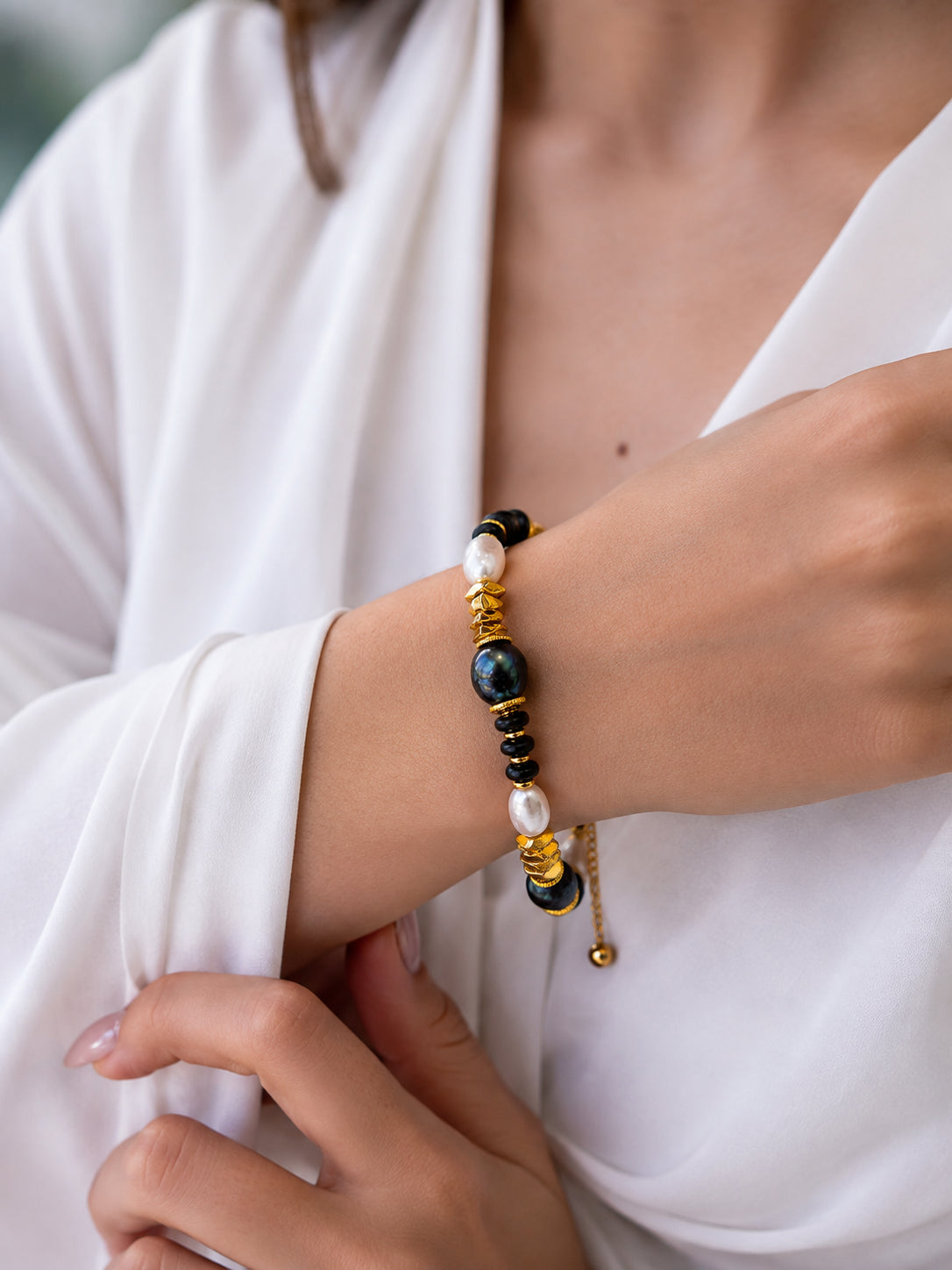 Onix Bracelet