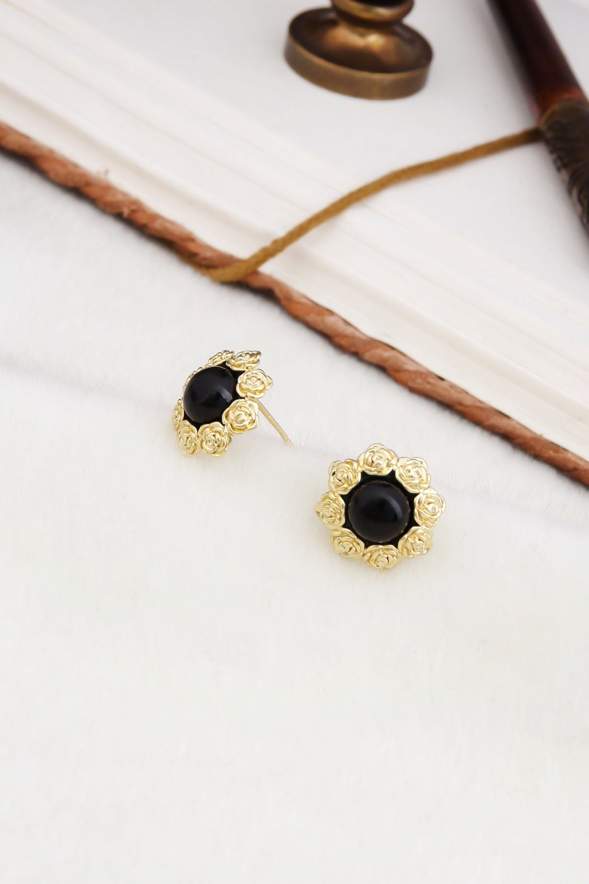 Onix Earring