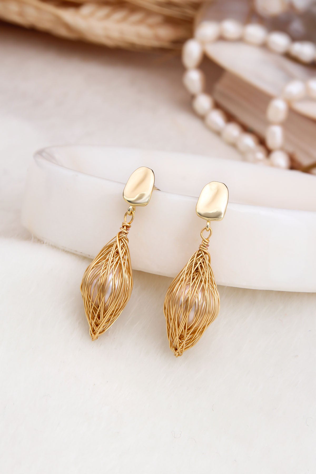 Pearl Earring