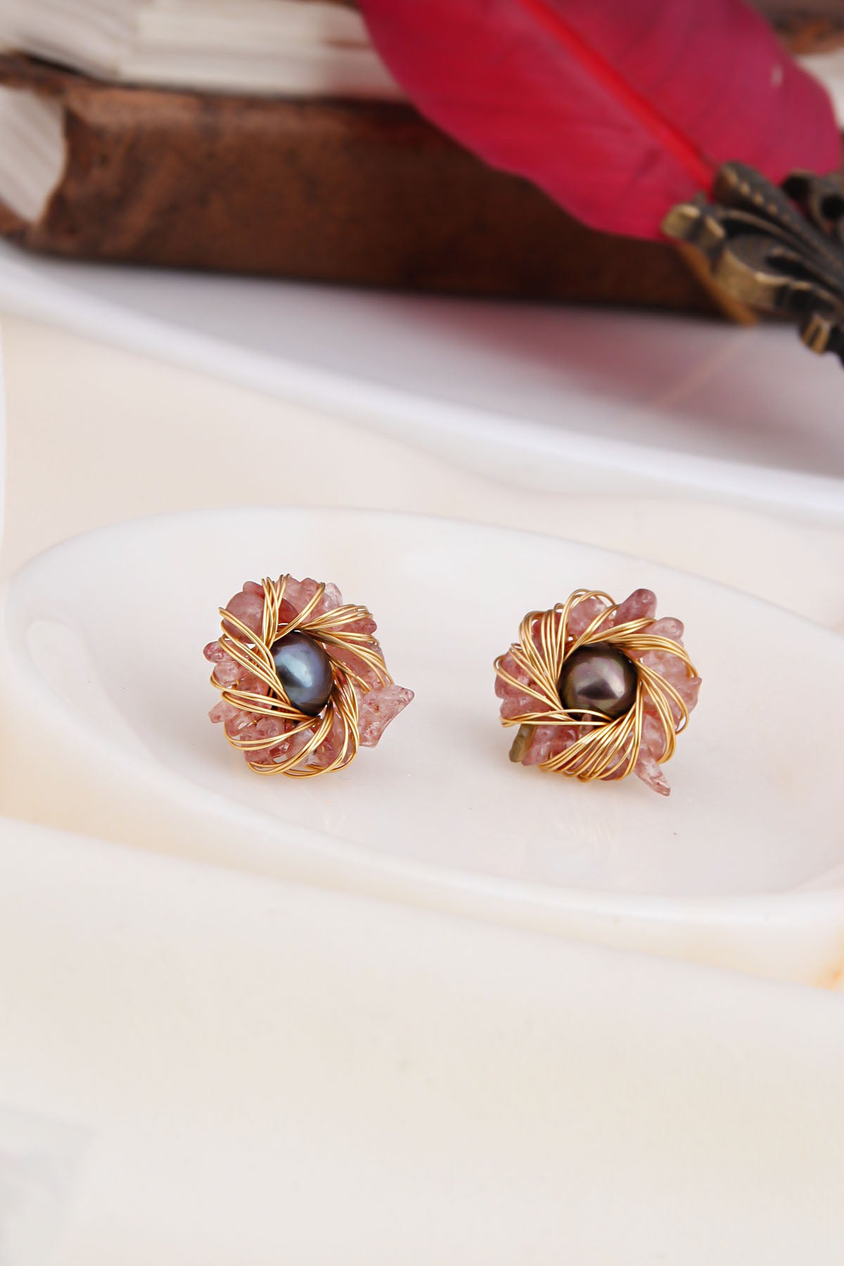 Strawberry Quartz & Pearl Earring