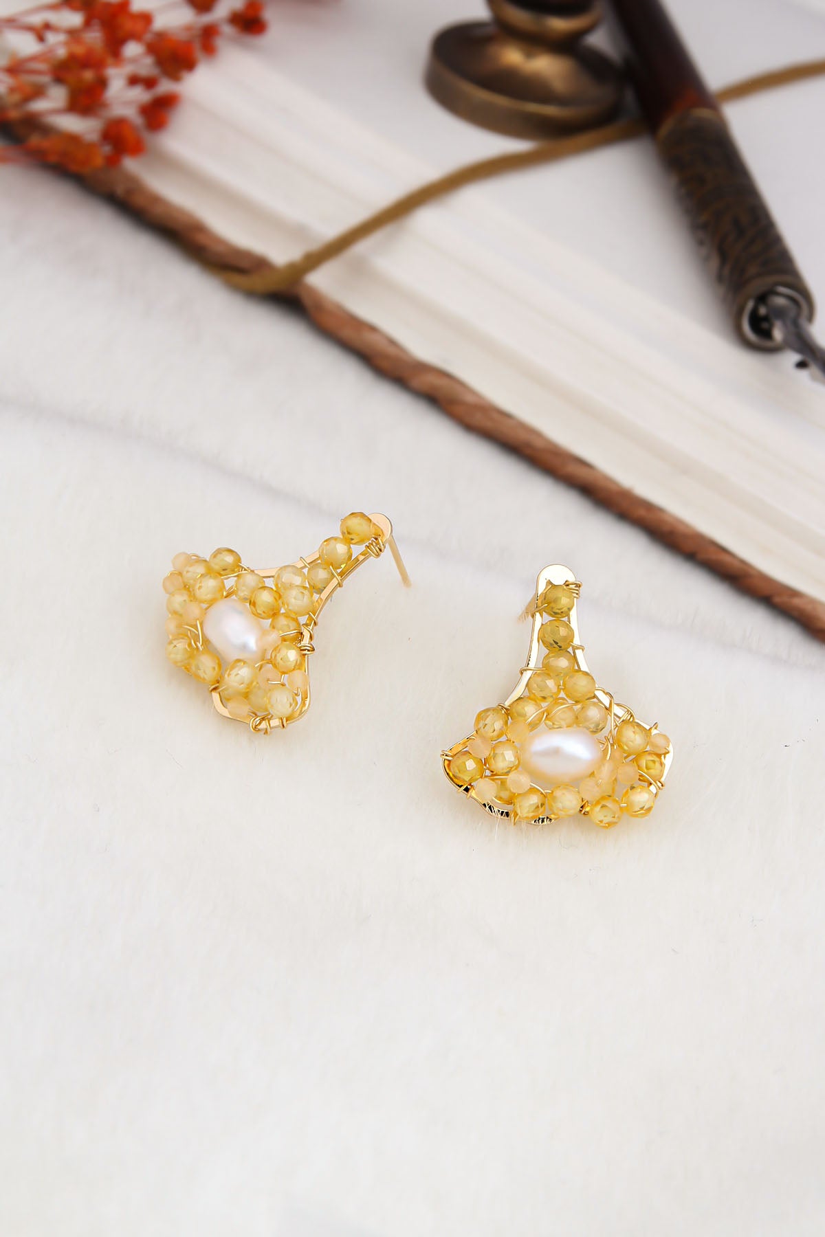 Pearl Earring