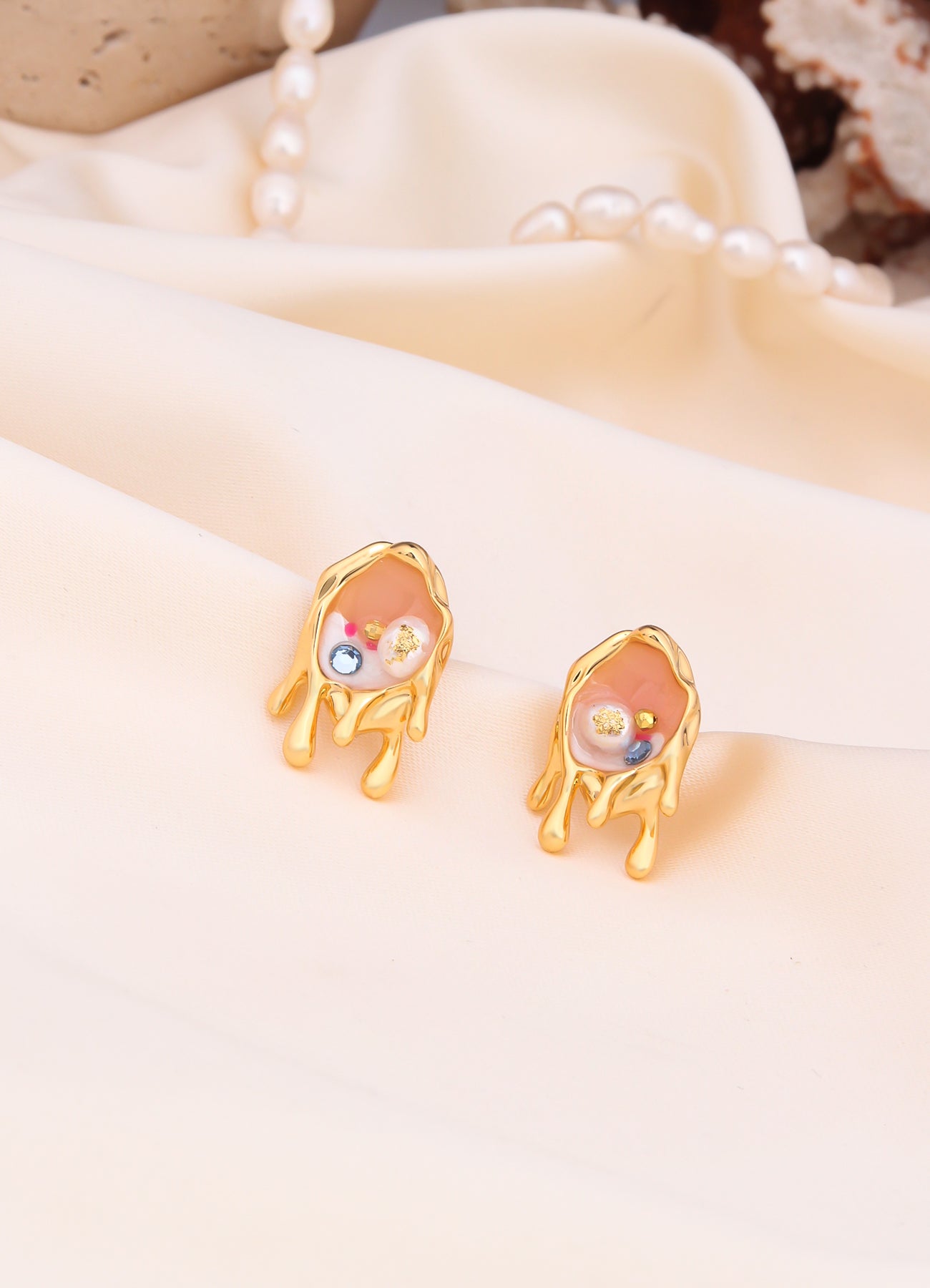 Pearl Earring