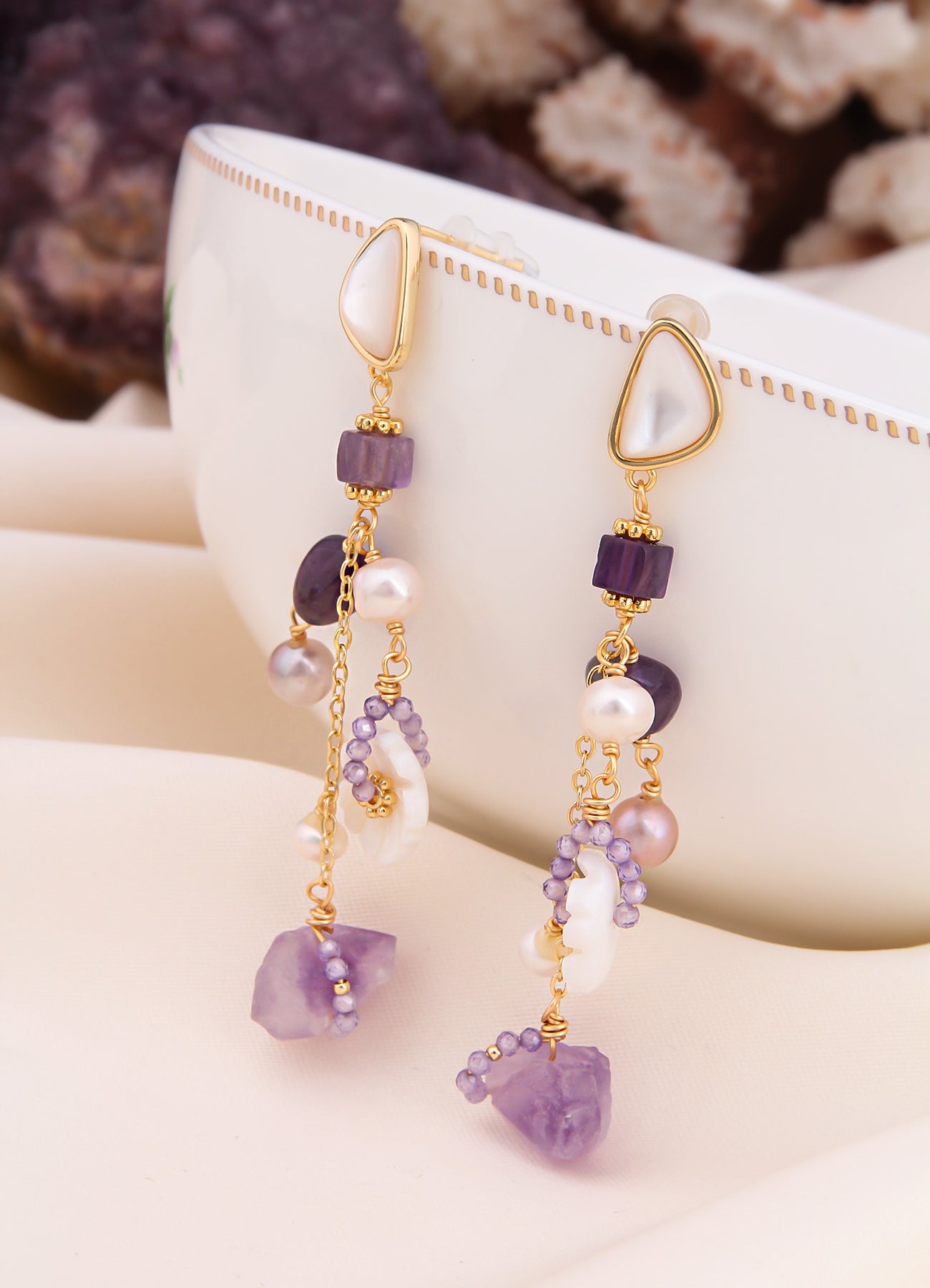 Amethyst & Pearl Earring