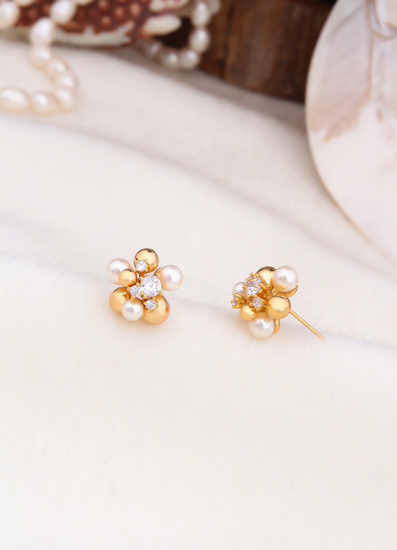 Pearl Earring