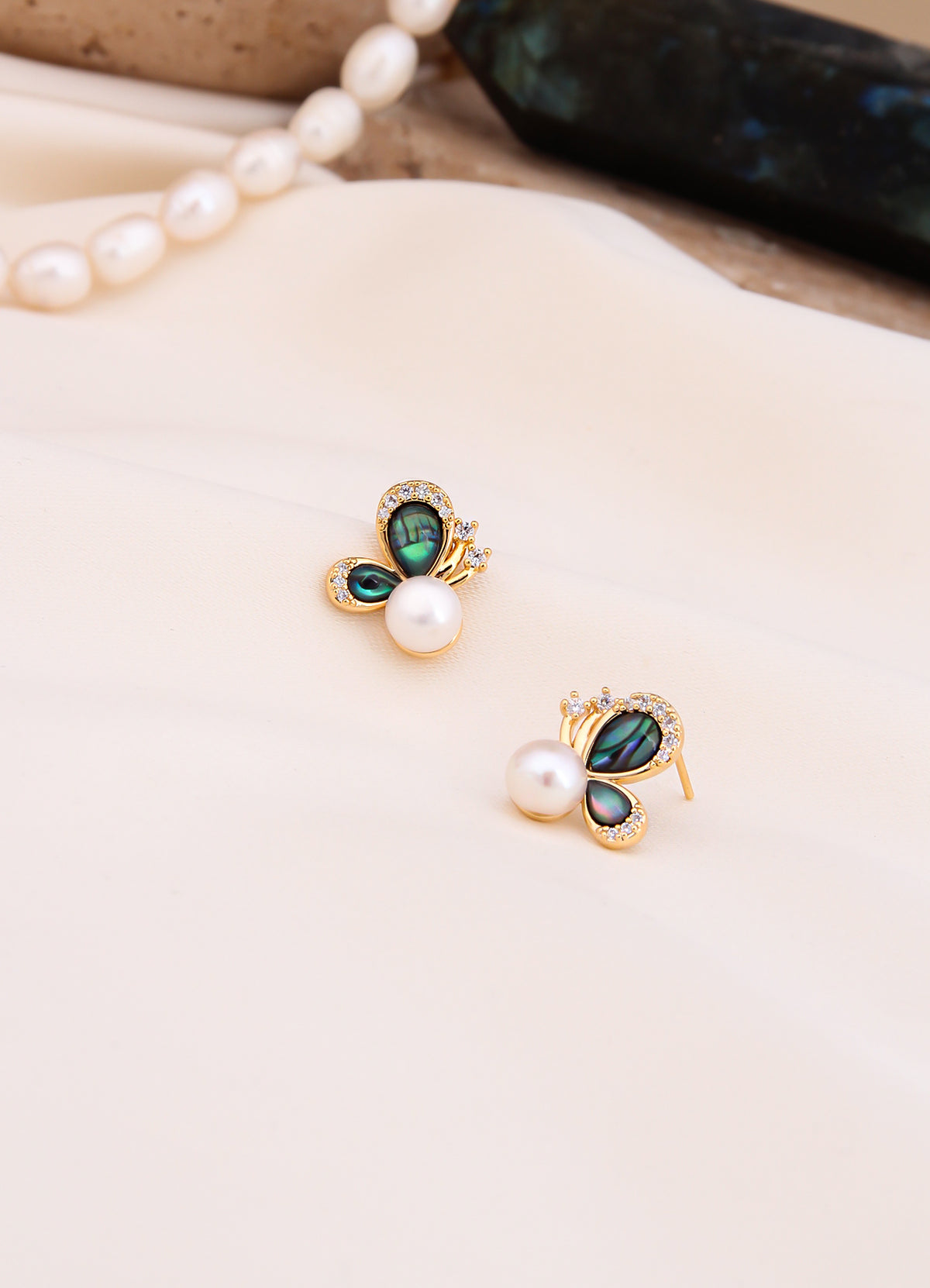 Zircon & Pearl Earring