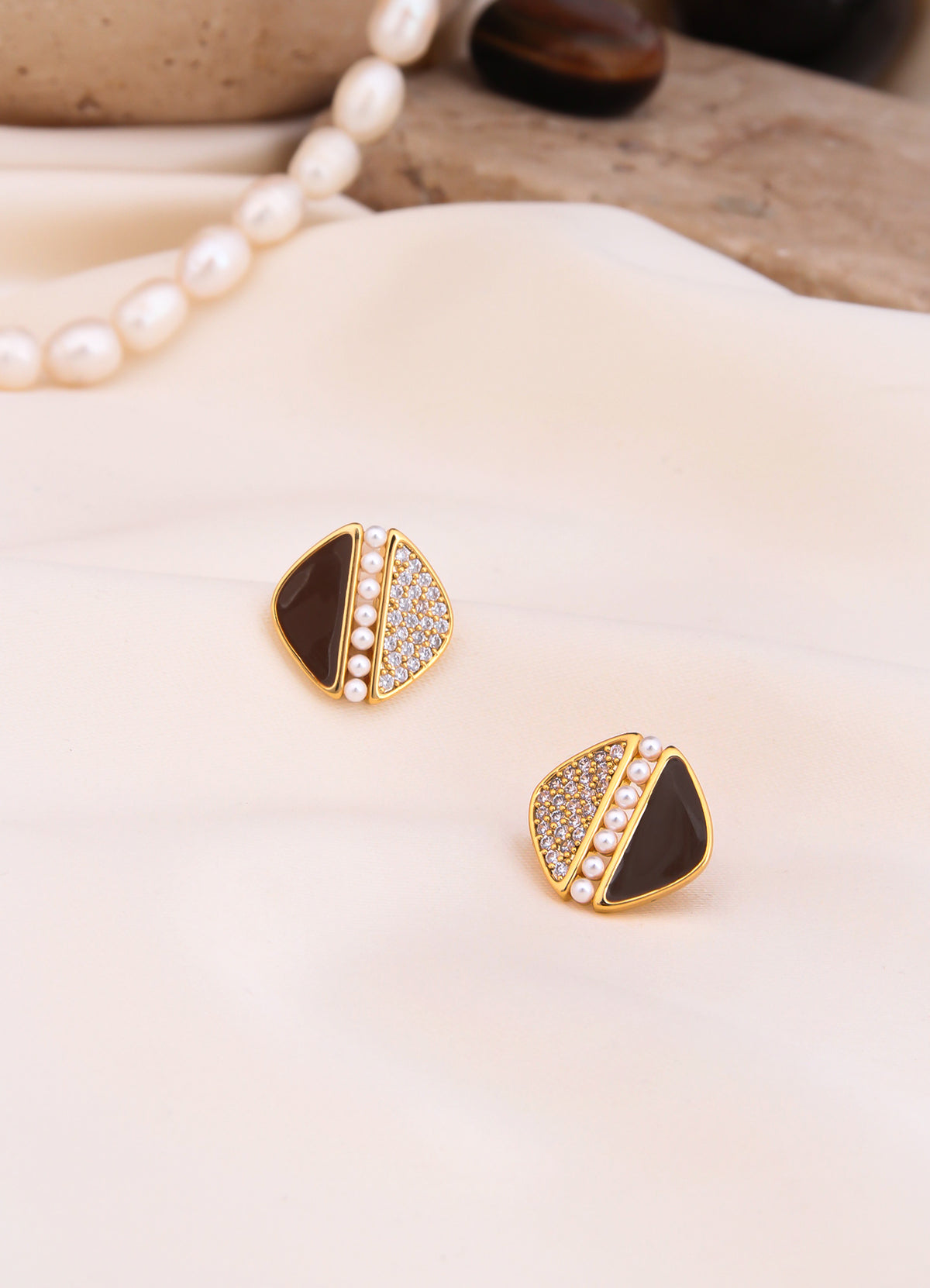 Pearl Earring