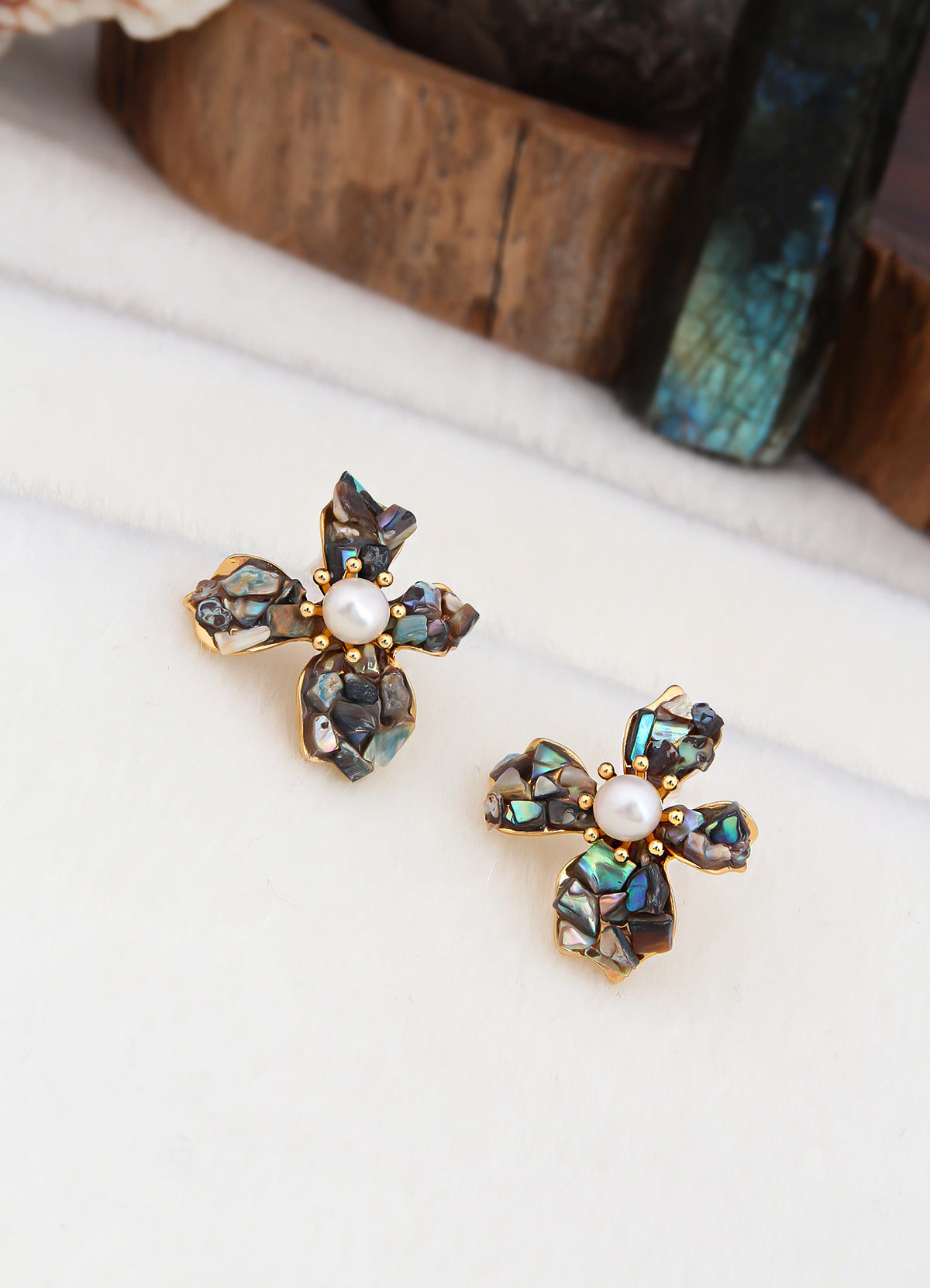 Zircon & Pearl Earring