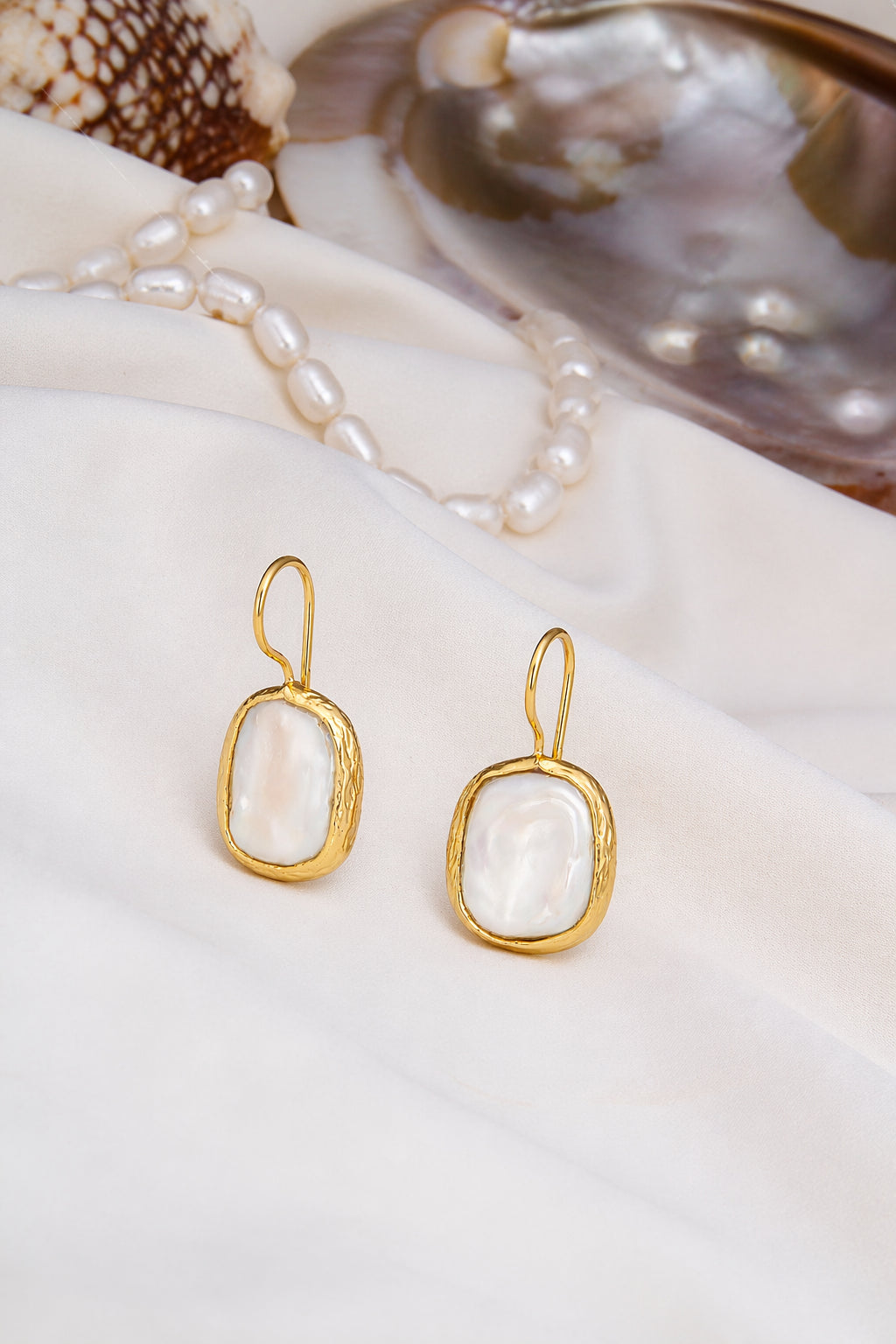 Pearl Earring