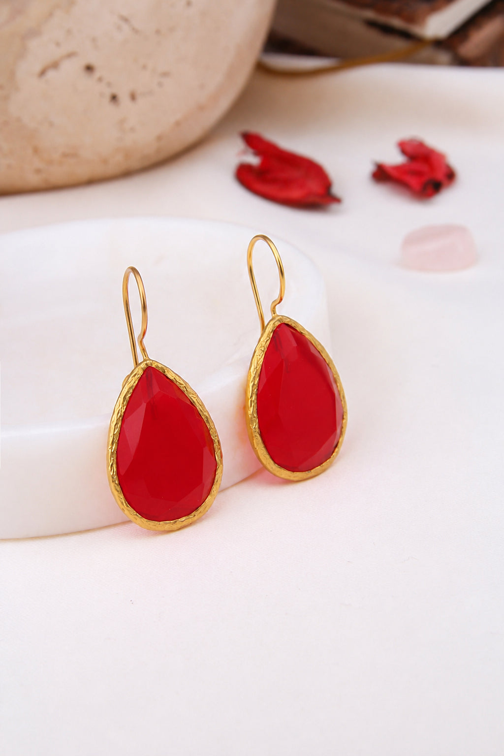 Cat Eyes Earring