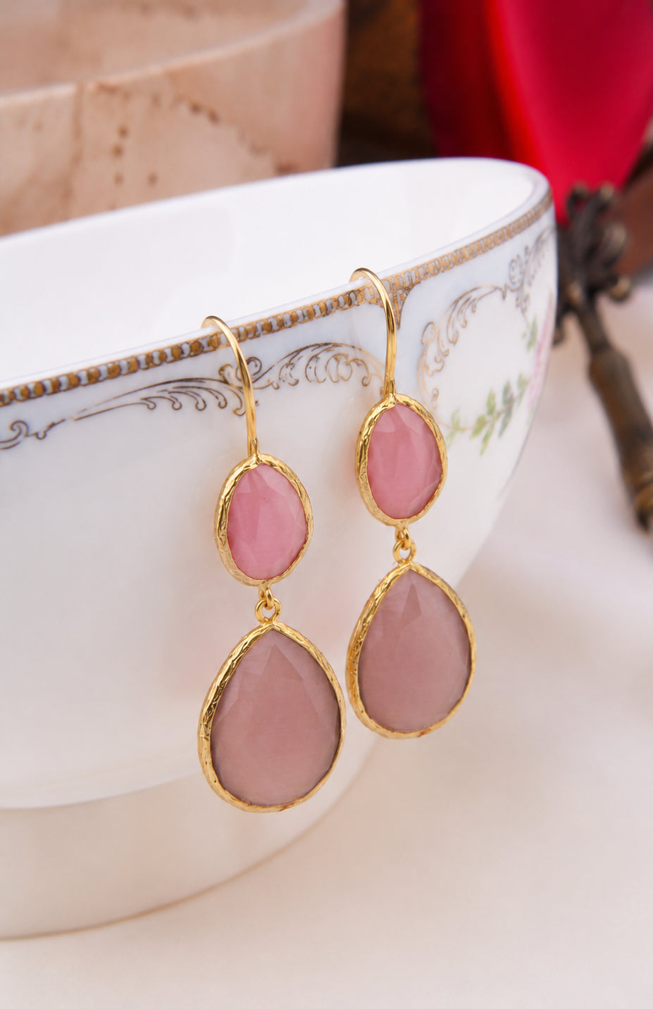 Cat Eyes Earring