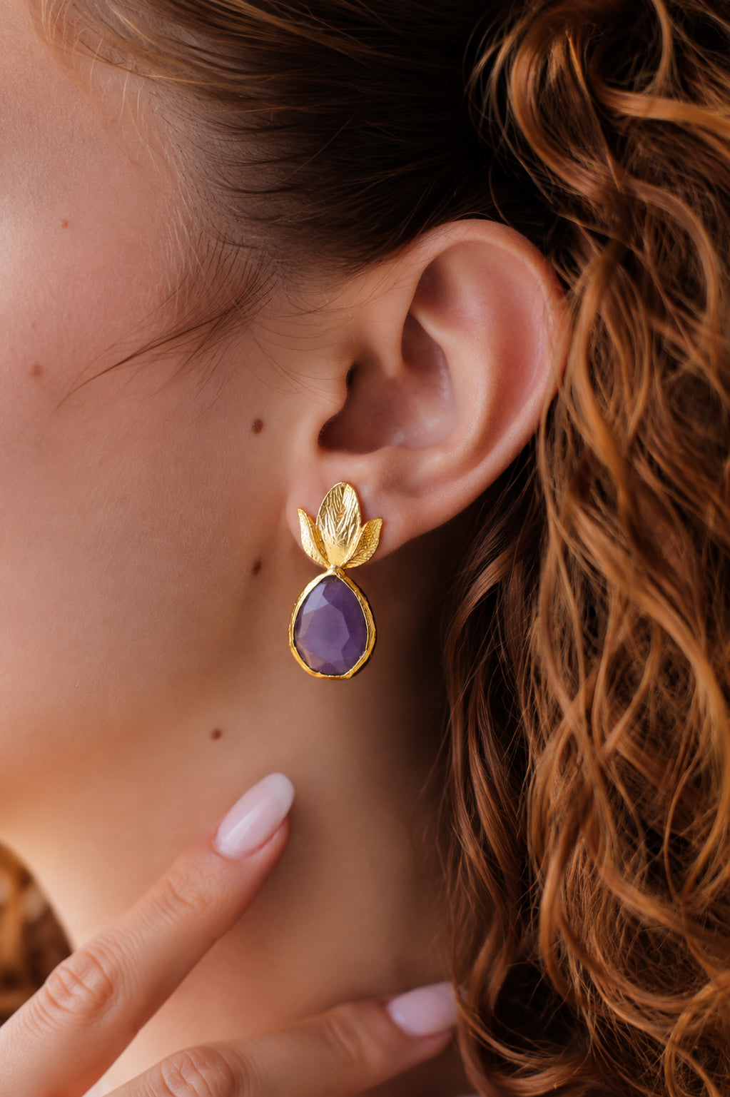Cat Eyes Earring