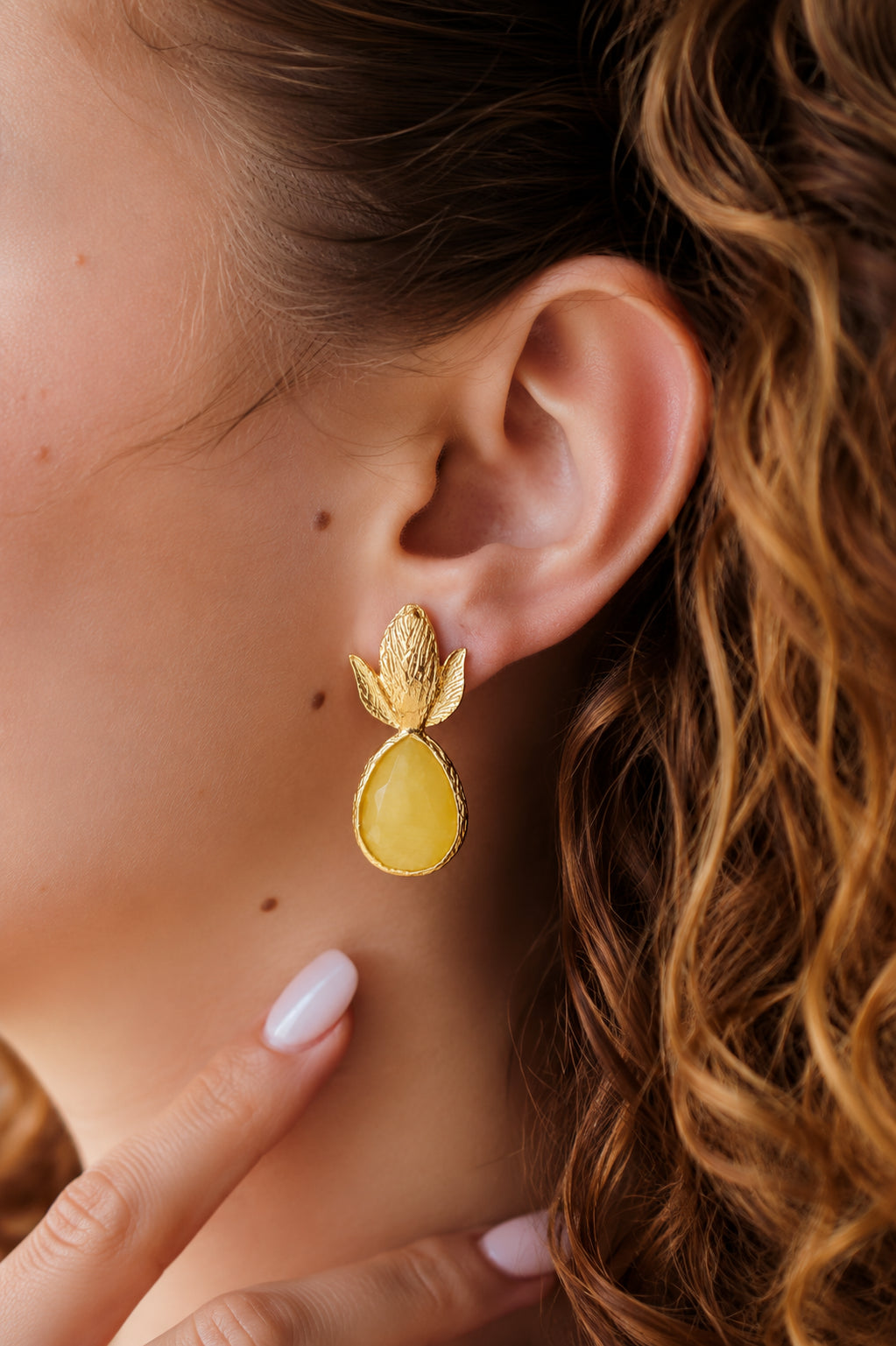 Cat Eyes Earring