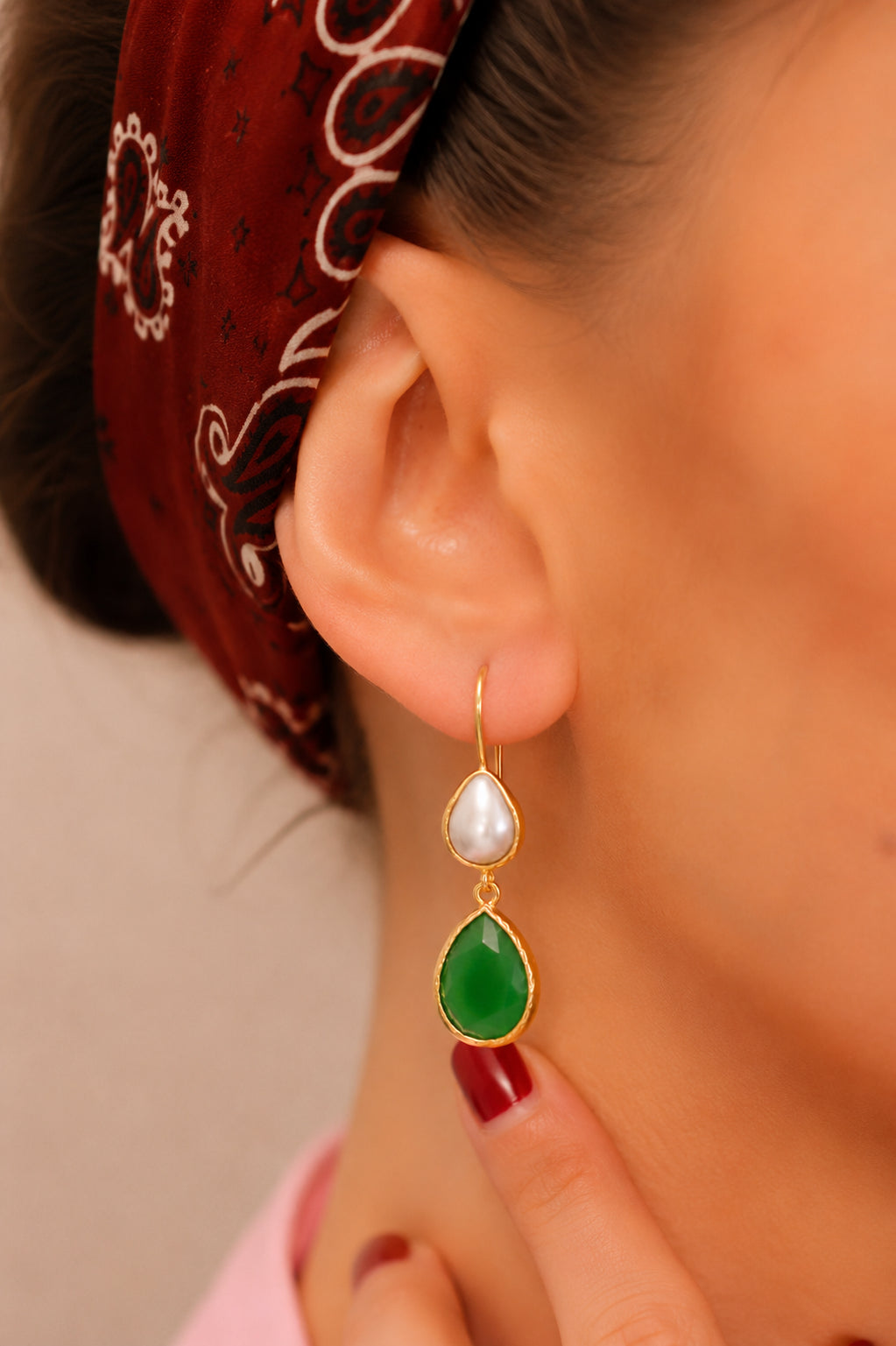Pearl & White Earring