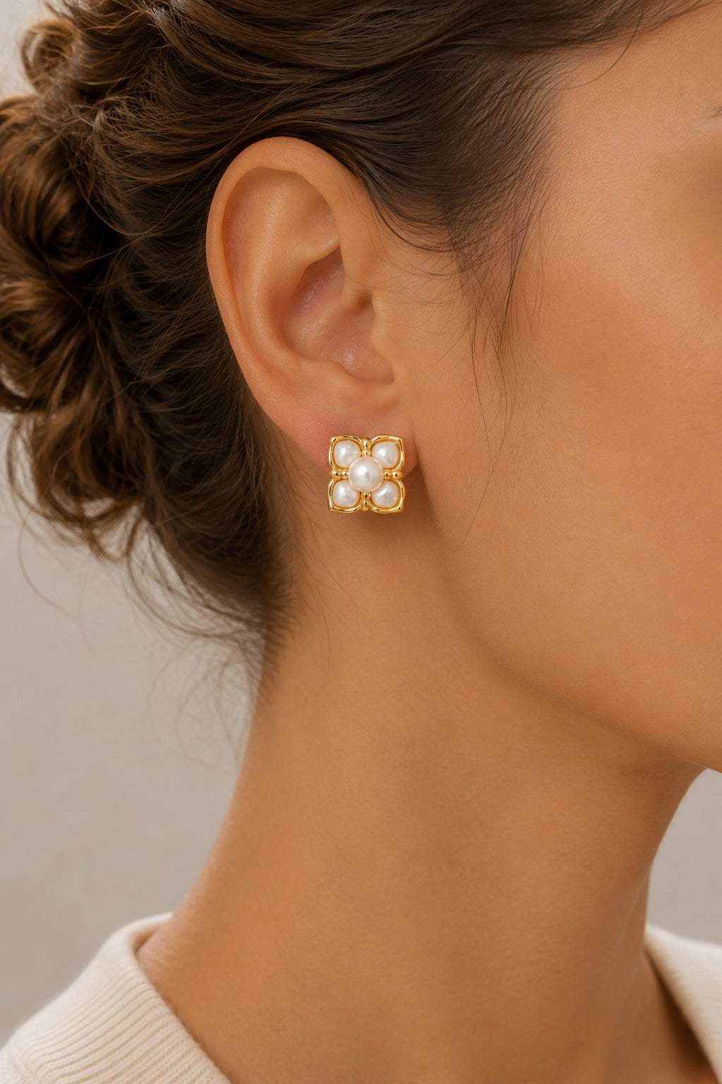 Pearl Earring