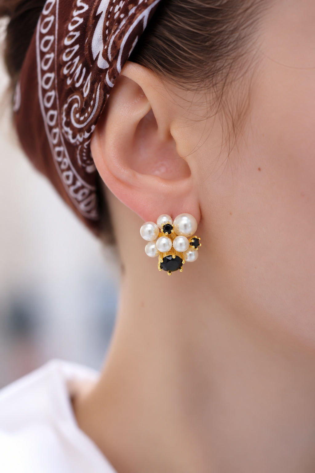 Cat Eyes Earring