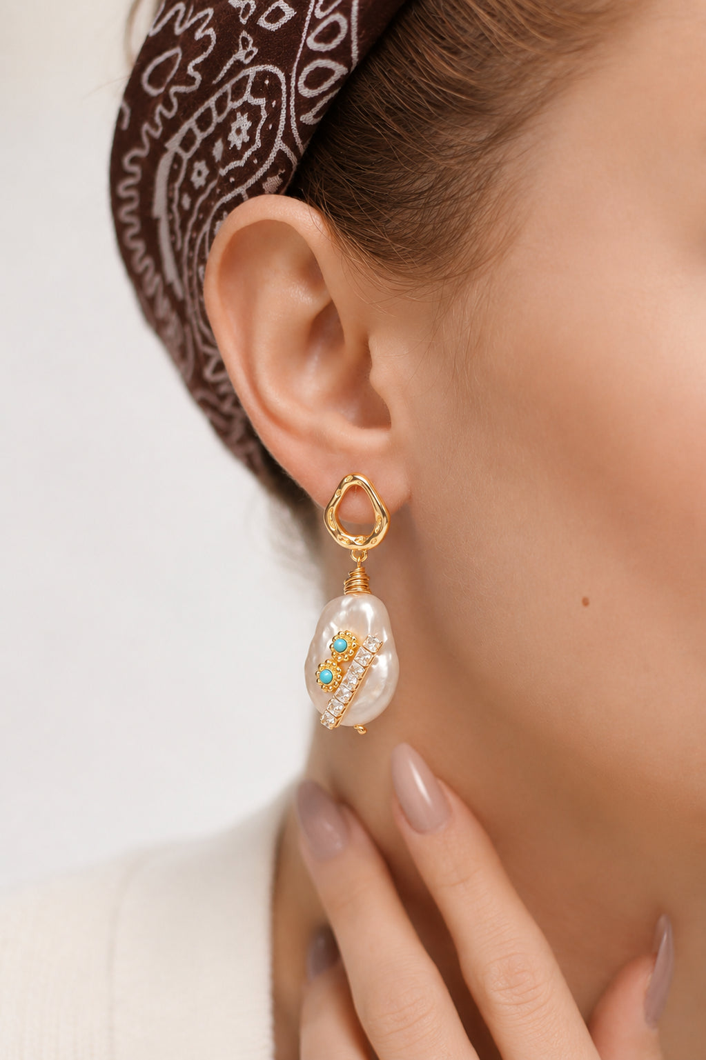 Pearl & Zircon Earring