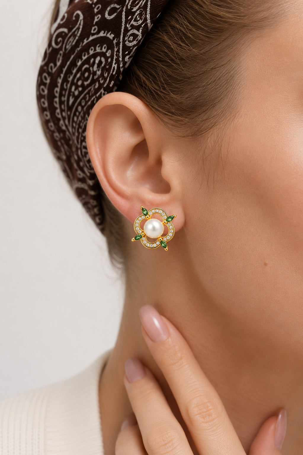 Pearl & Zircon Earring