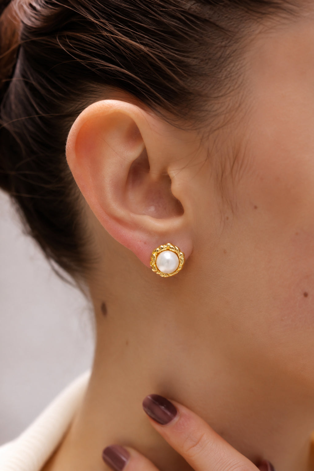 Pearl Earring