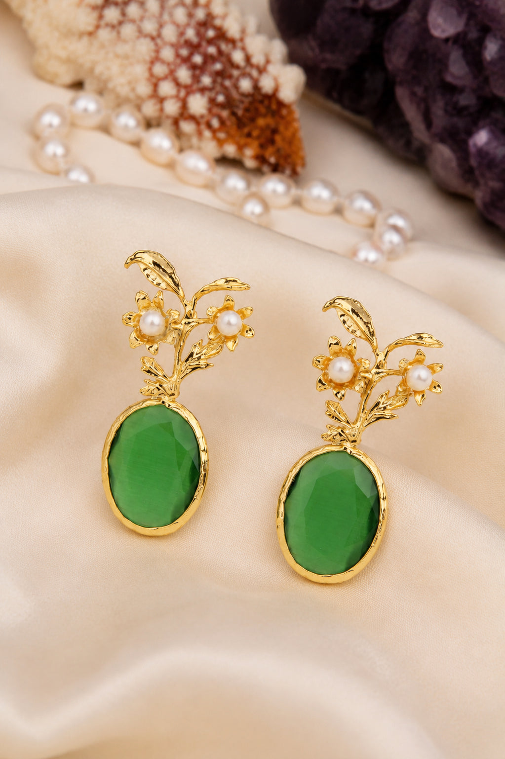 Cat Eyes Earring