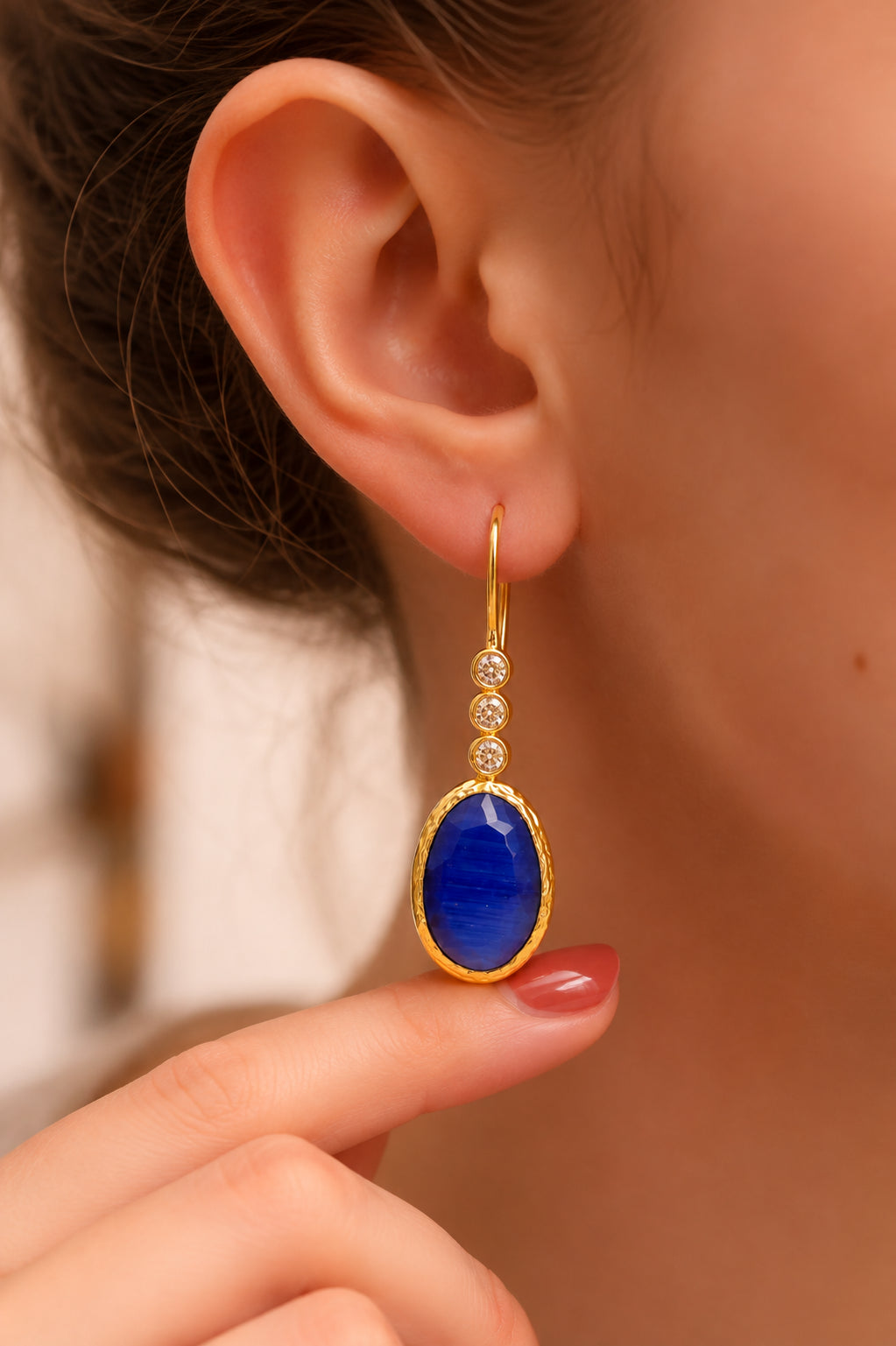 Cat Eyes & Zircon Earring