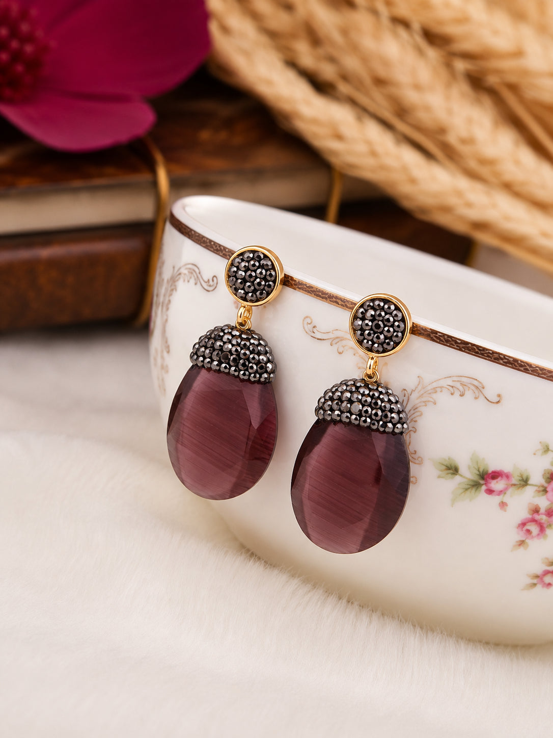 Cat Eyes & Hematite Earring