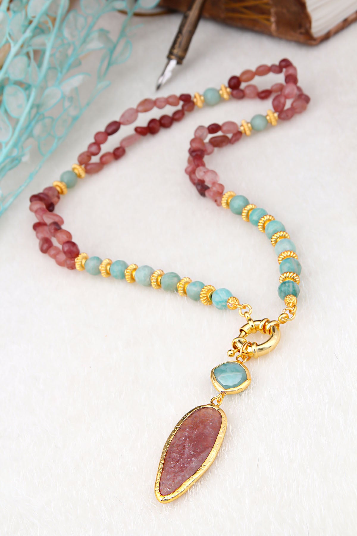 Stawberry Quartz & Amazonite Collier