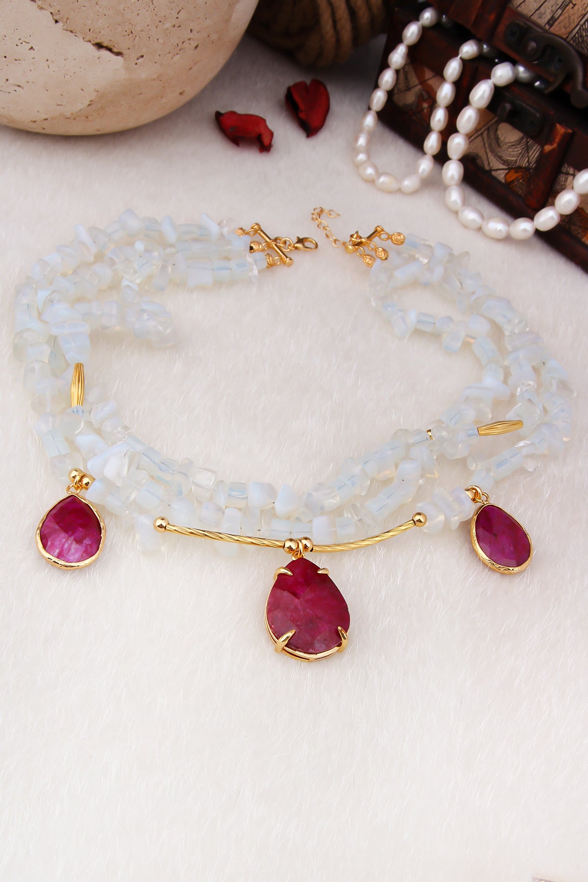 Moonstone & Agate Collier