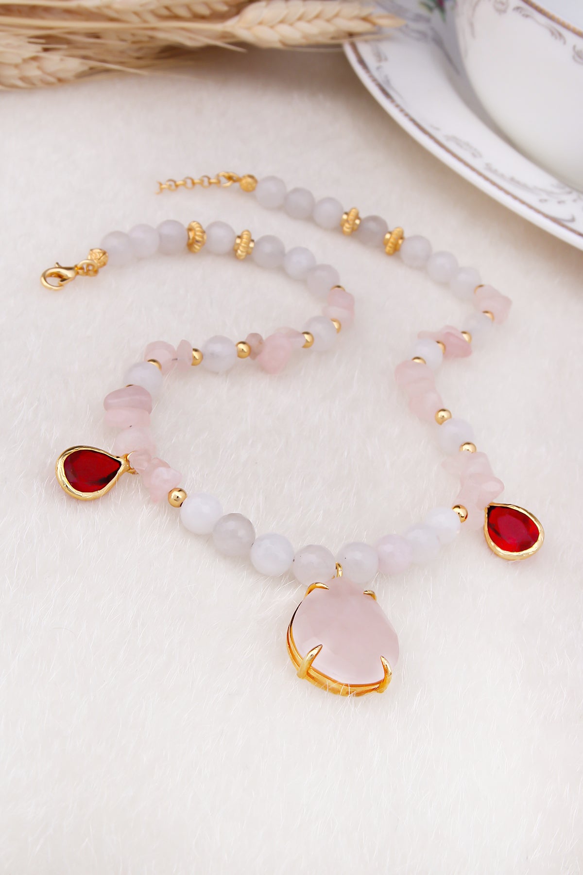 Pink Quartz Collier