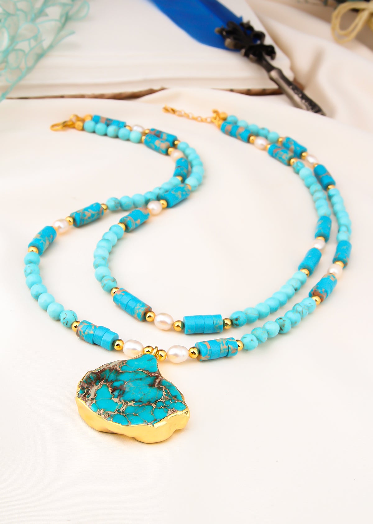 Turquoise Collier