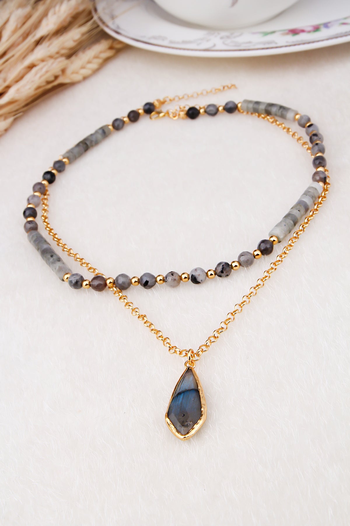 Labradorite Collier