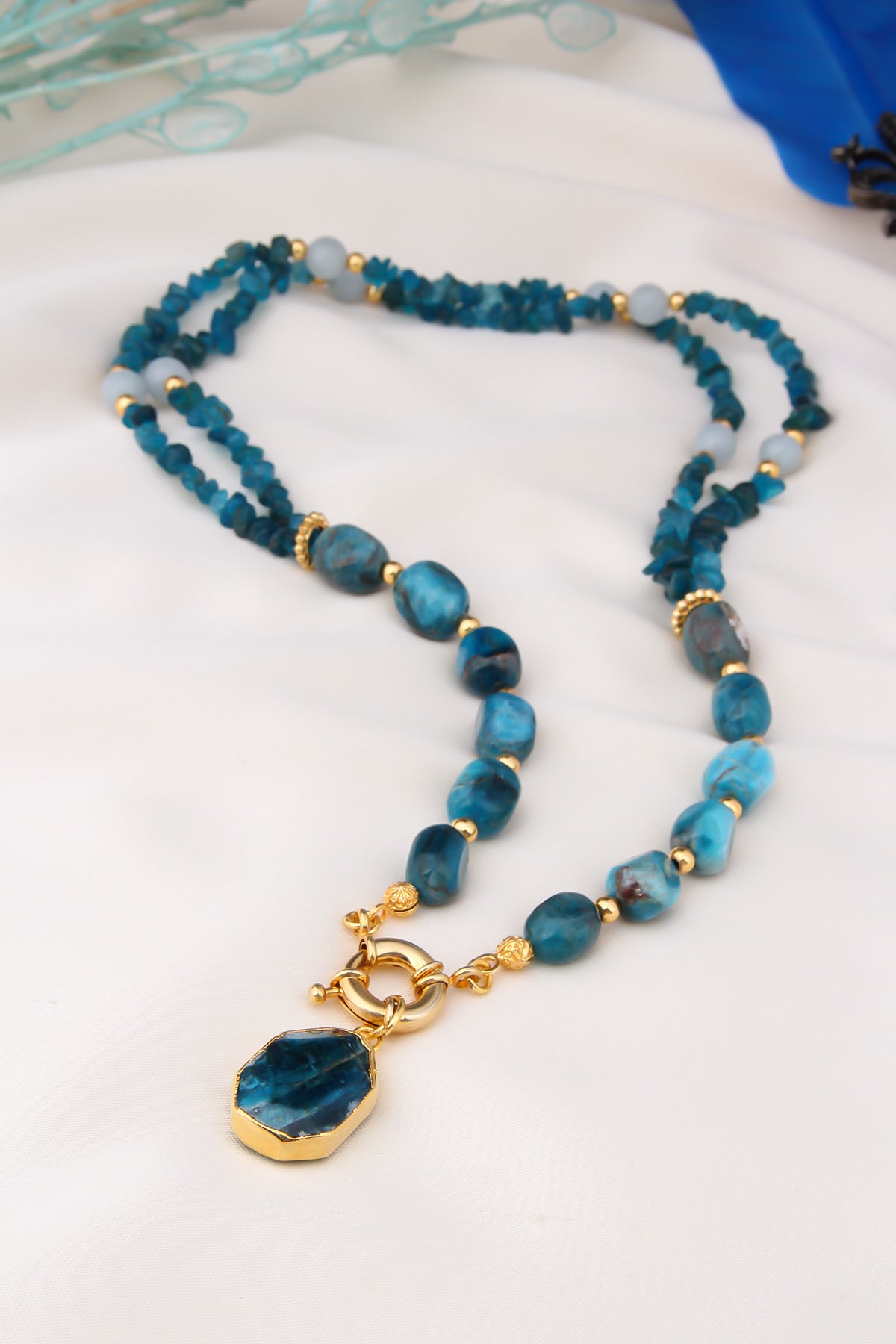 Apatite Collier