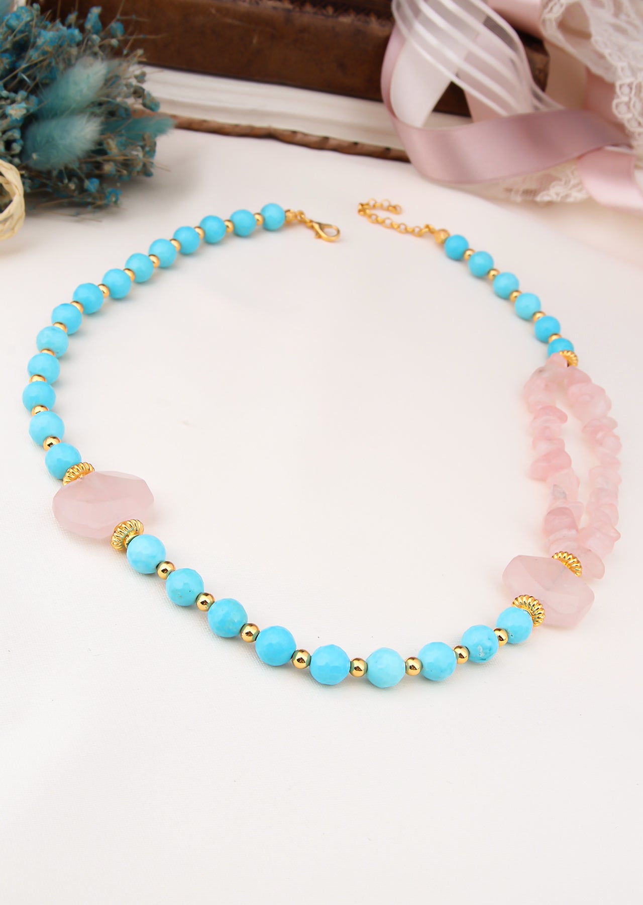 Turquoise & Pink Quartz Collier
