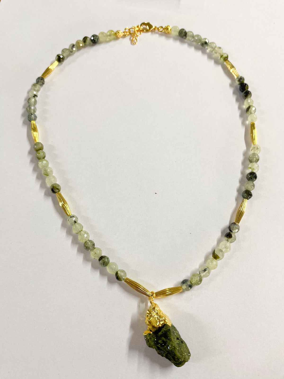 Forest Quartz & Prinayt Collier