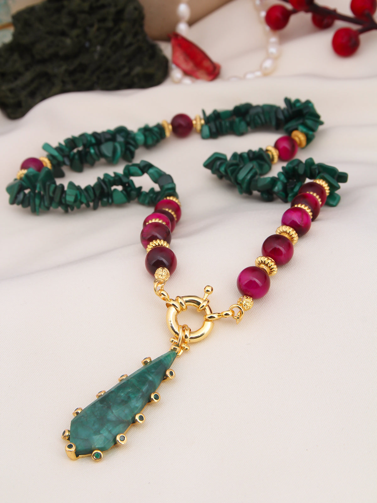 Tiger Eyes & Malahite Collier