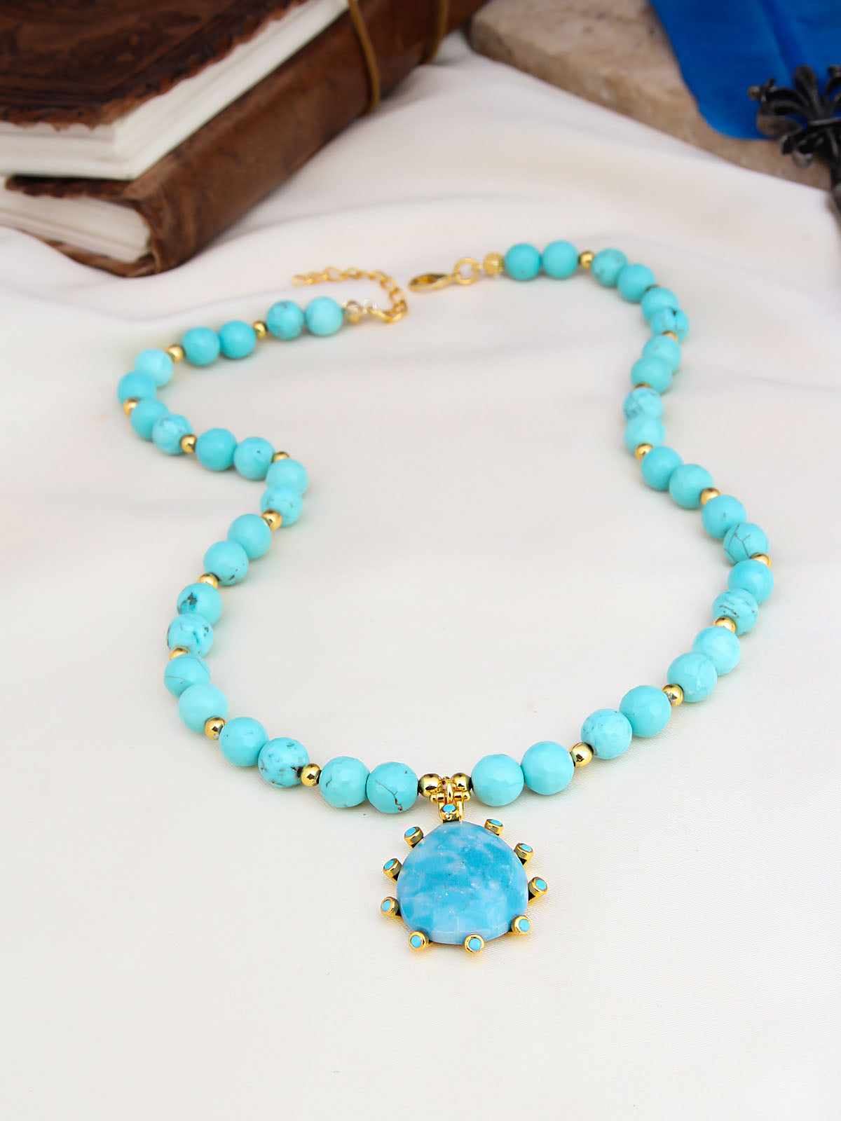 Turquoise Collier