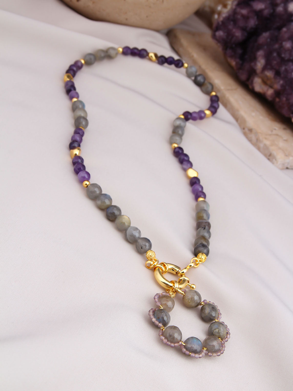 Labradorite Collier